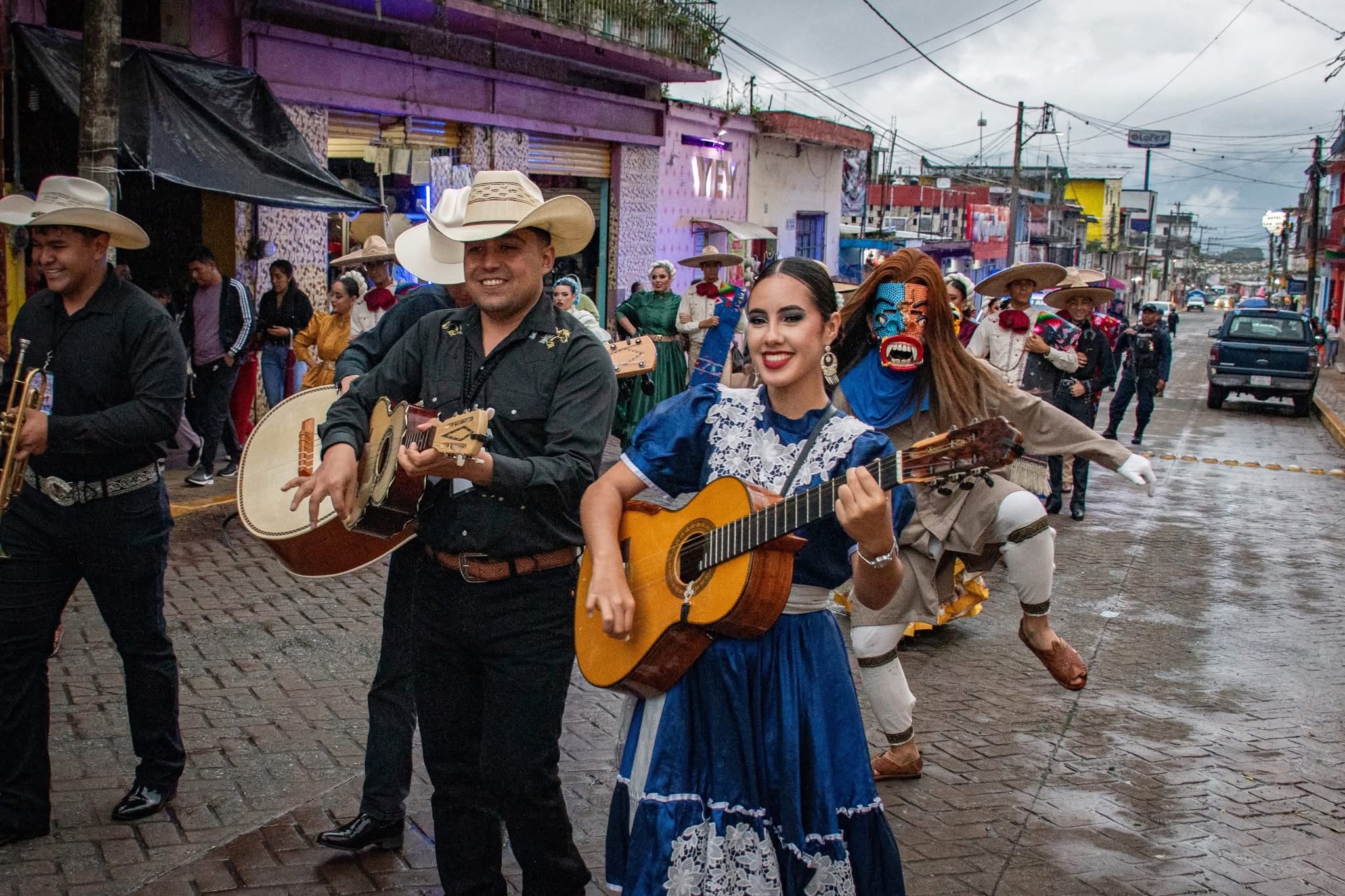 SE PRESENTAN EN IXHUATLÁN BALLETS DE MÉXICO, ARGENTINA, COLOMBIA Y COSTA RICA