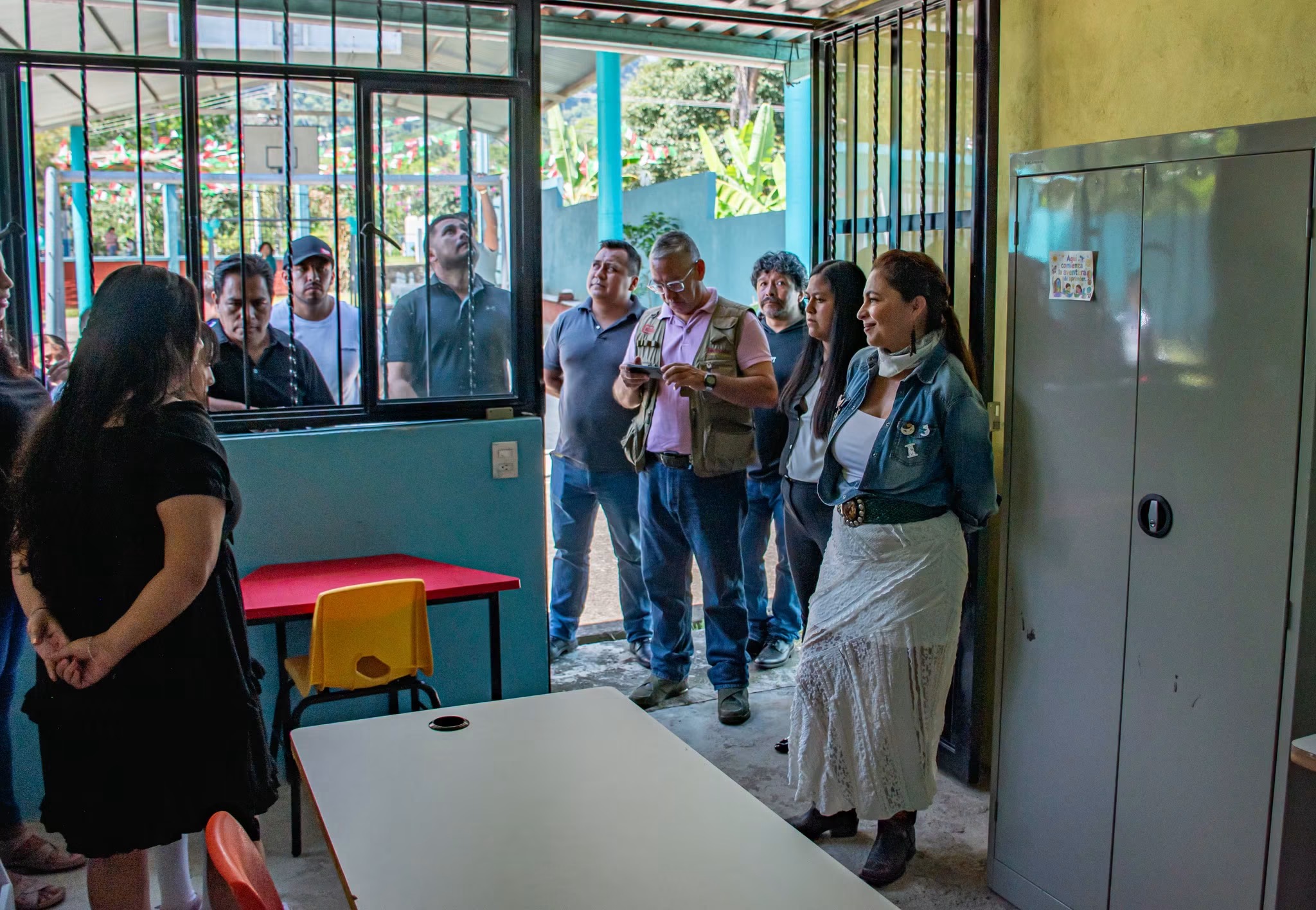 INAUGURAN EQUIPAMIENTO DE AULA DE PROGRAMA FEDERAL